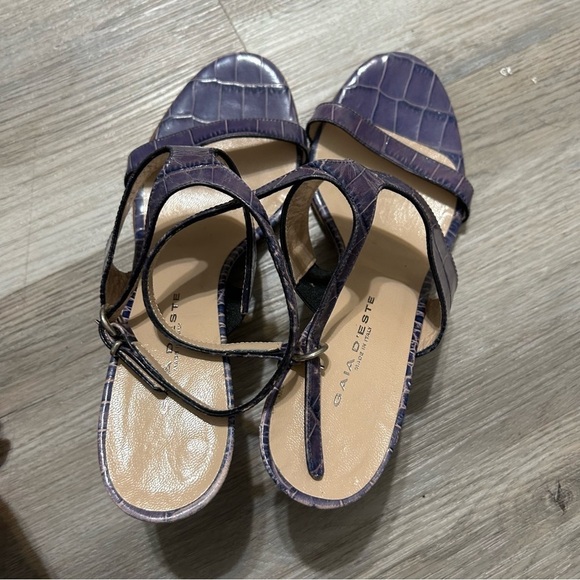 Gaia D'este Purple Crocodile Leather Strappy Sandal Heels - Picture 8 of 8